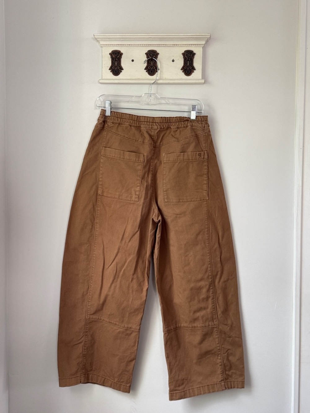 Pilcro Cropped Wide-Leg Pants in Brown - Picture 2 of 6